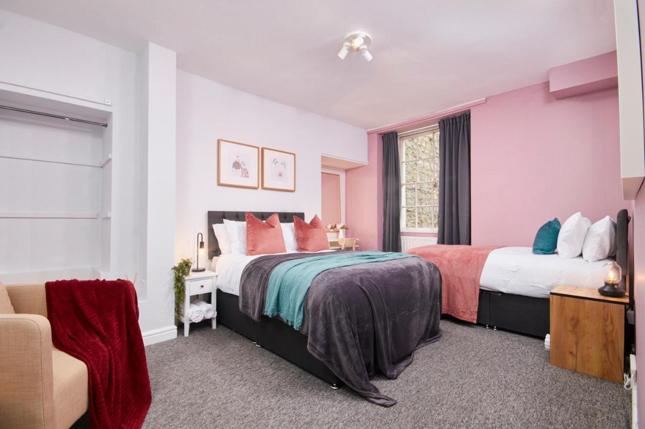 Wonderful Apartment In Bath With Garden - Sleeps 8 ภายนอก รูปภาพ