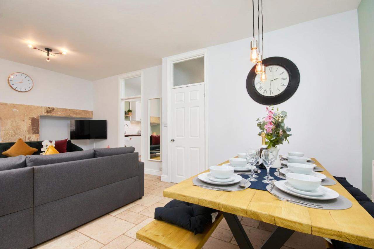 Wonderful Apartment In Bath With Garden - Sleeps 8 ภายนอก รูปภาพ