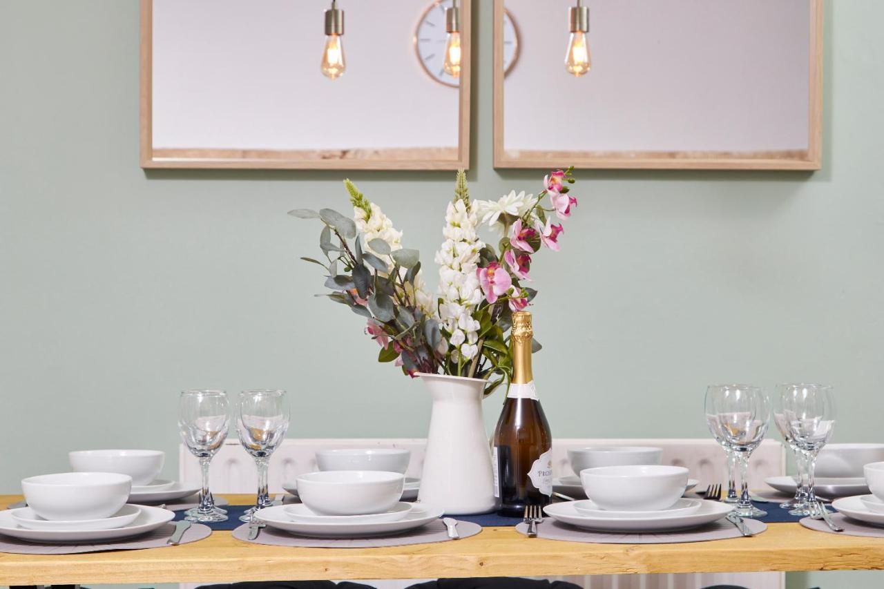 Wonderful Apartment In Bath With Garden - Sleeps 8 ภายนอก รูปภาพ