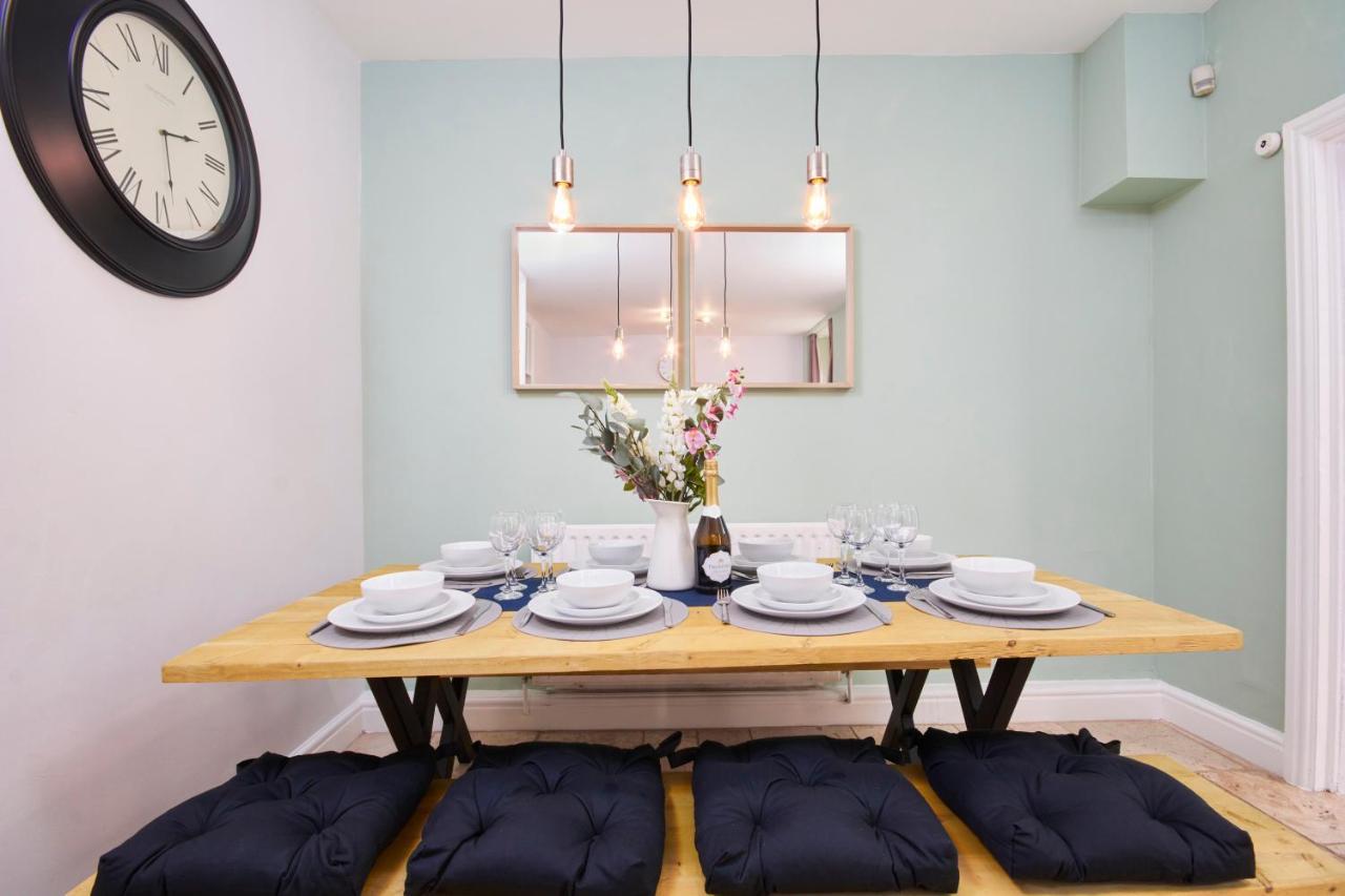 Wonderful Apartment In Bath With Garden - Sleeps 8 ภายนอก รูปภาพ