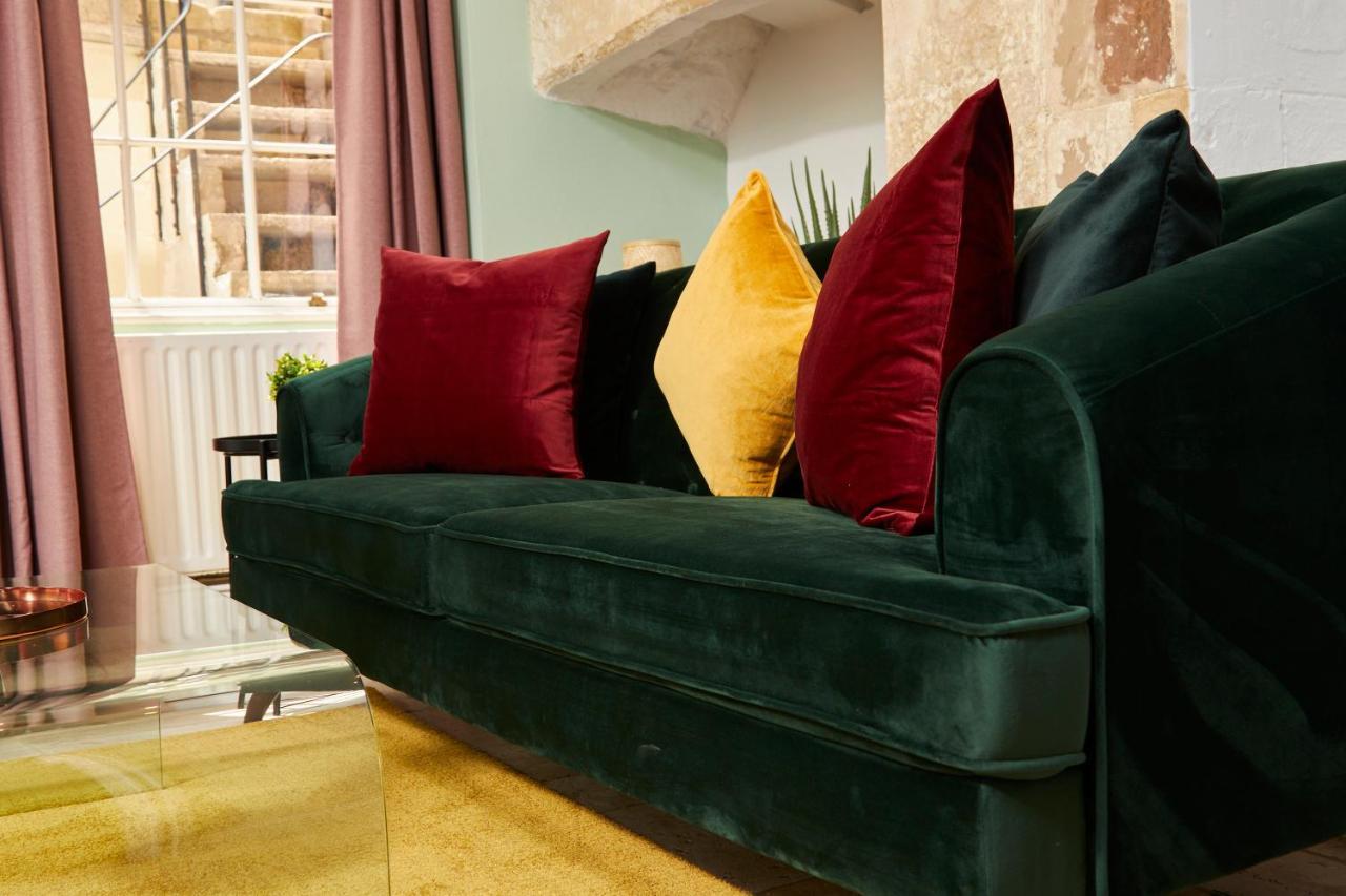 Wonderful Apartment In Bath With Garden - Sleeps 8 ภายนอก รูปภาพ