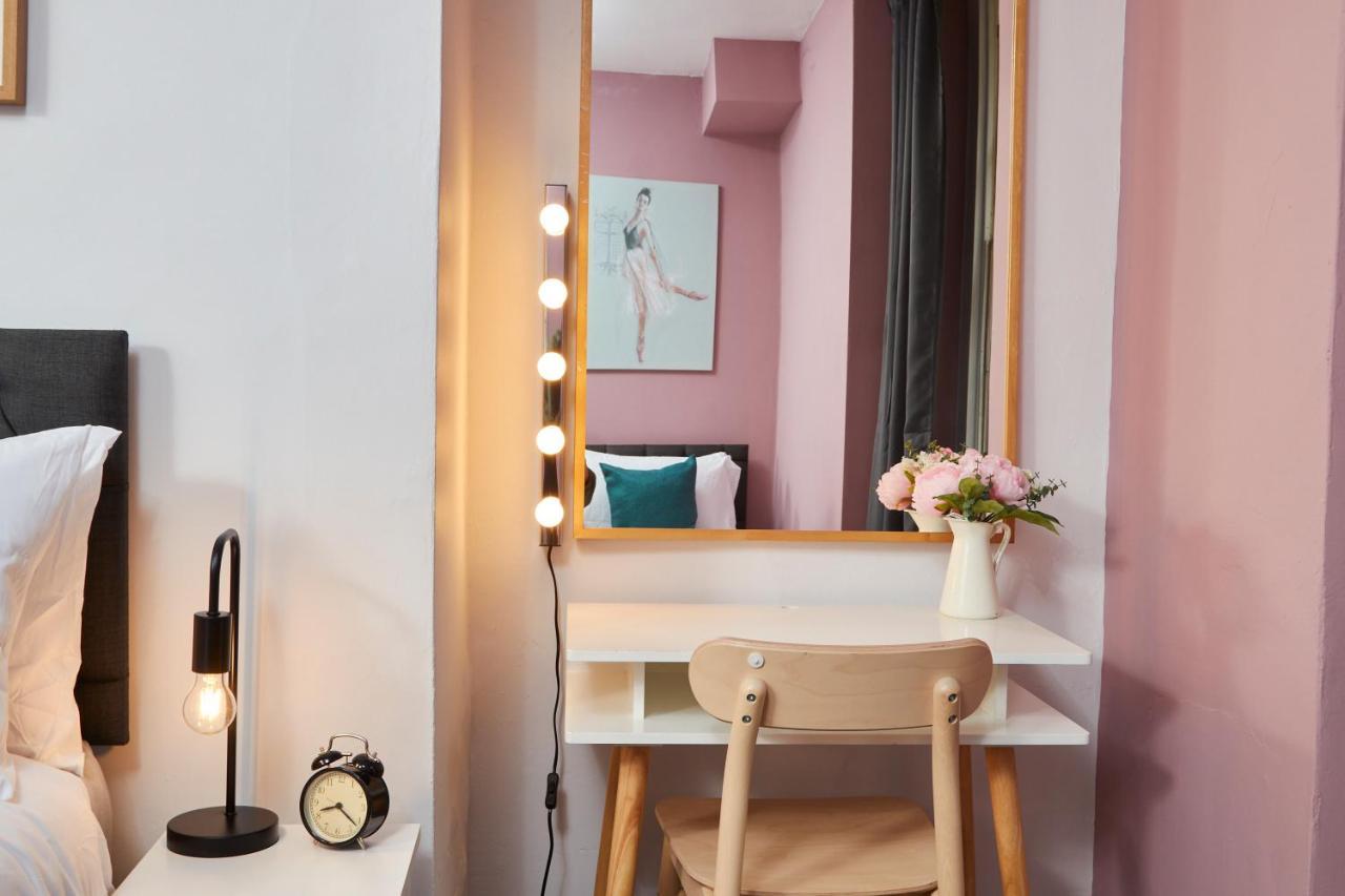 Wonderful Apartment In Bath With Garden - Sleeps 8 ภายนอก รูปภาพ