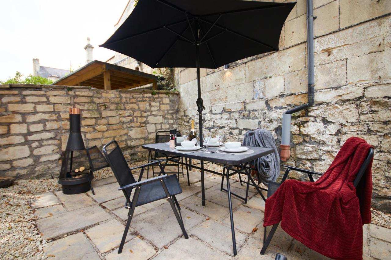 Wonderful Apartment In Bath With Garden - Sleeps 8 ภายนอก รูปภาพ