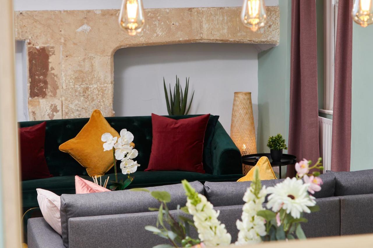 Wonderful Apartment In Bath With Garden - Sleeps 8 ภายนอก รูปภาพ