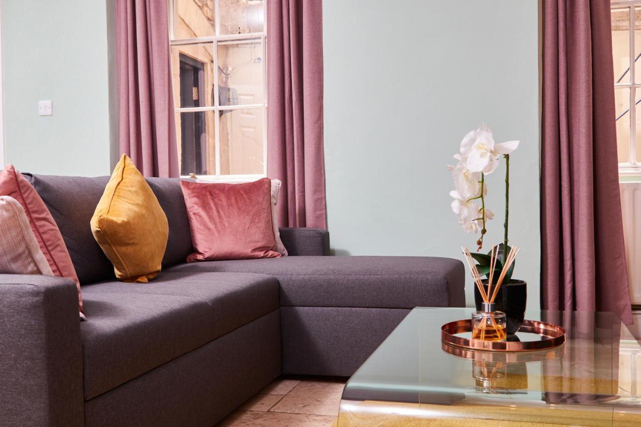 Wonderful Apartment In Bath With Garden - Sleeps 8 ภายนอก รูปภาพ