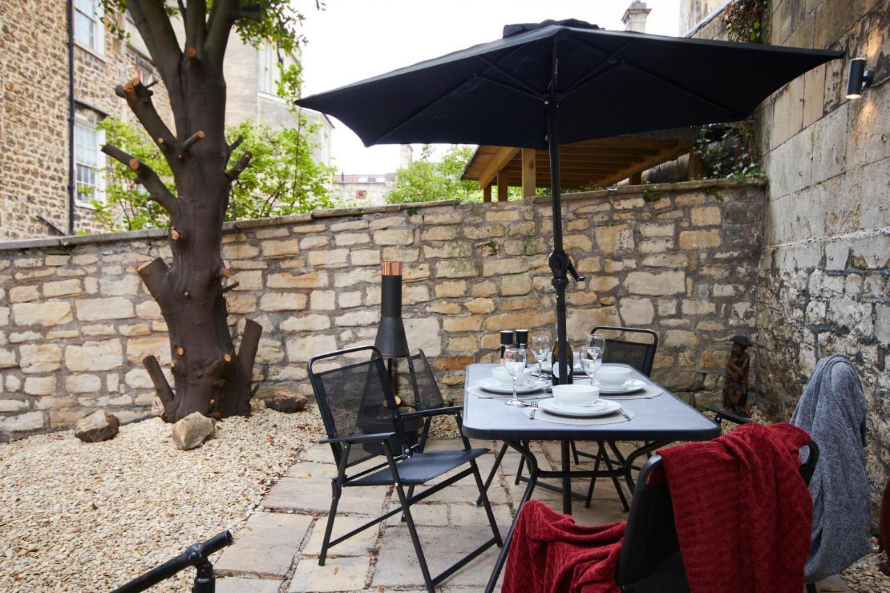 Wonderful Apartment In Bath With Garden - Sleeps 8 ภายนอก รูปภาพ